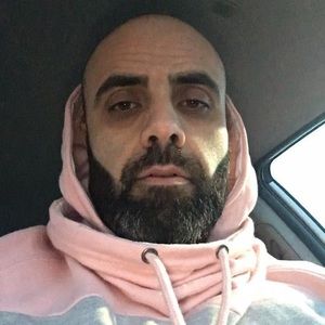 Meet your Posher, Stefan